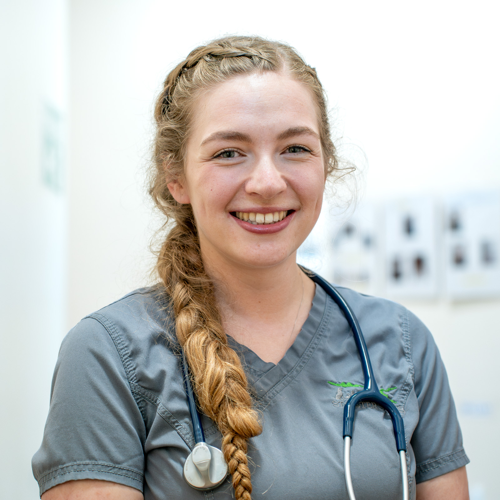 Teigan Ling veterinary surgeon