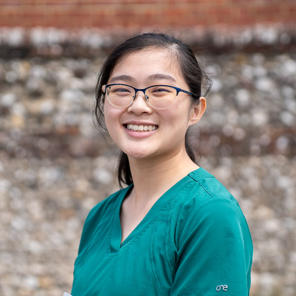 Rebecca Li - St Peters Vets (Web)